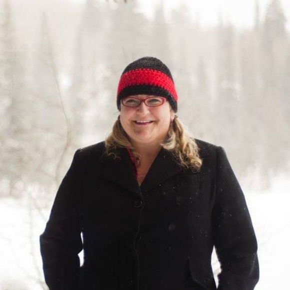 Meet your Posher, Nikki - Picture 7 of 8